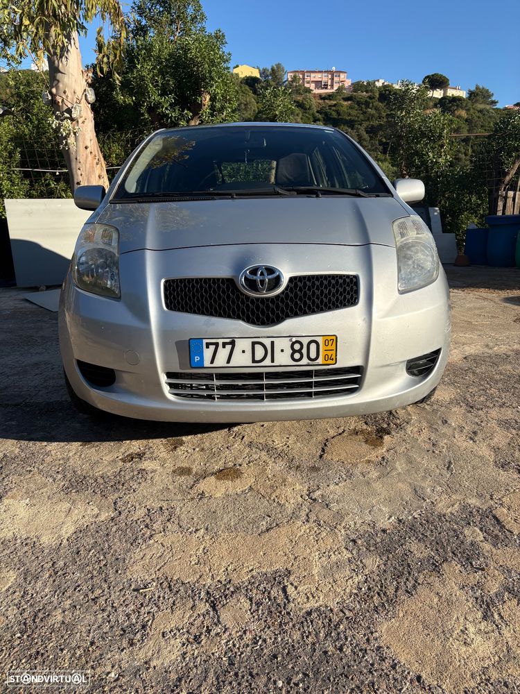 Toyota Yaris 1.0 VVT-i Motion - 1