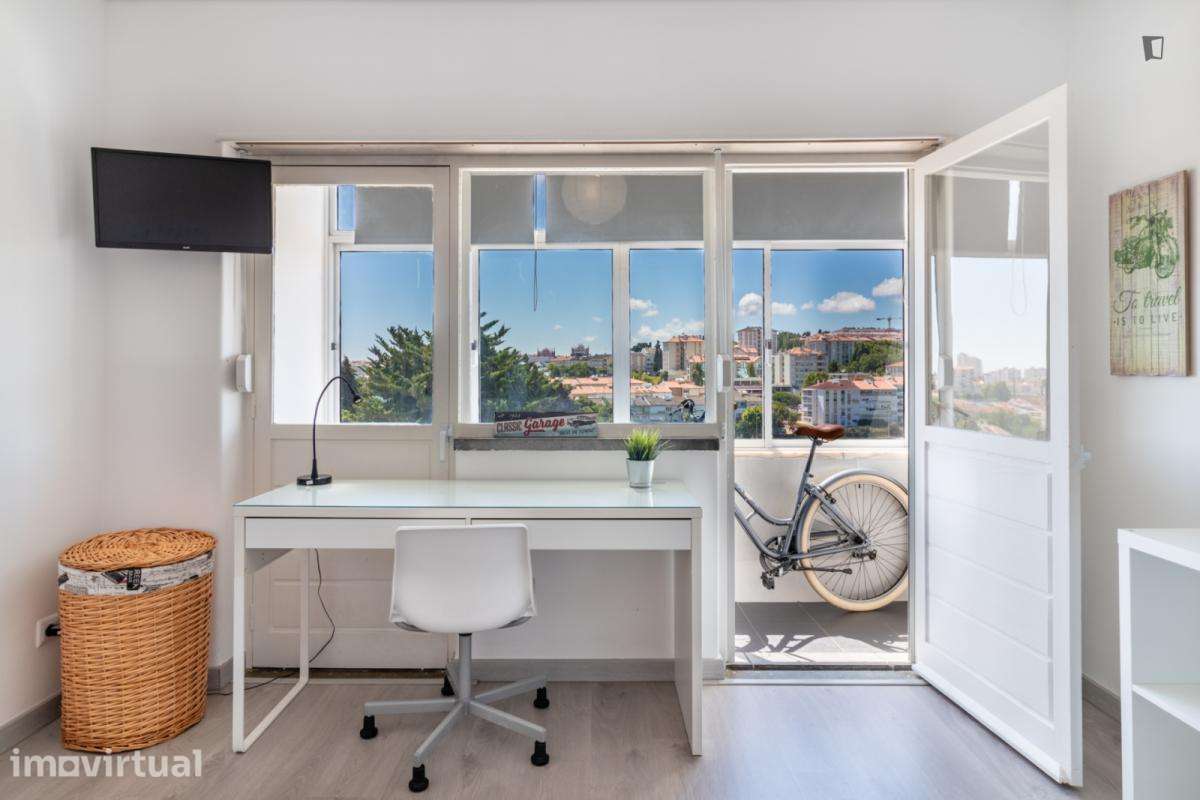 Quarto - localizado em Carcavelos Lisbon - Grande imagem: 3/13