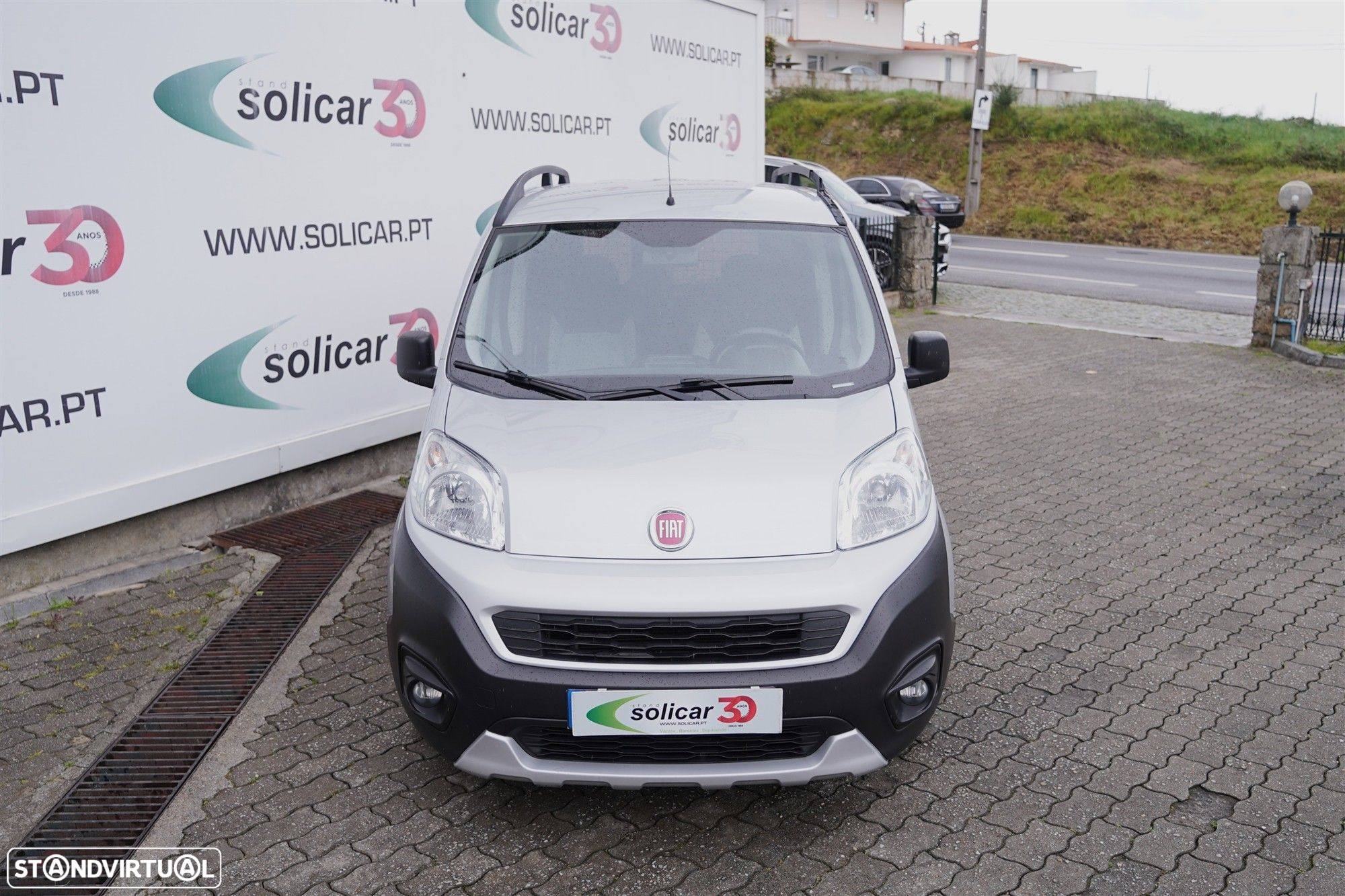 Fiat Fiorino 1.3 M-jet Adventure - 9