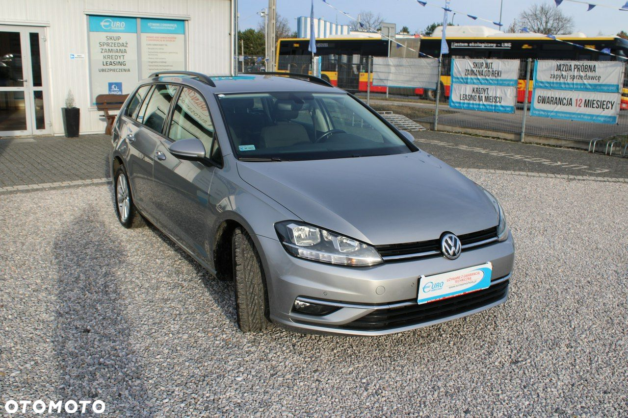 Volkswagen Golf - 4