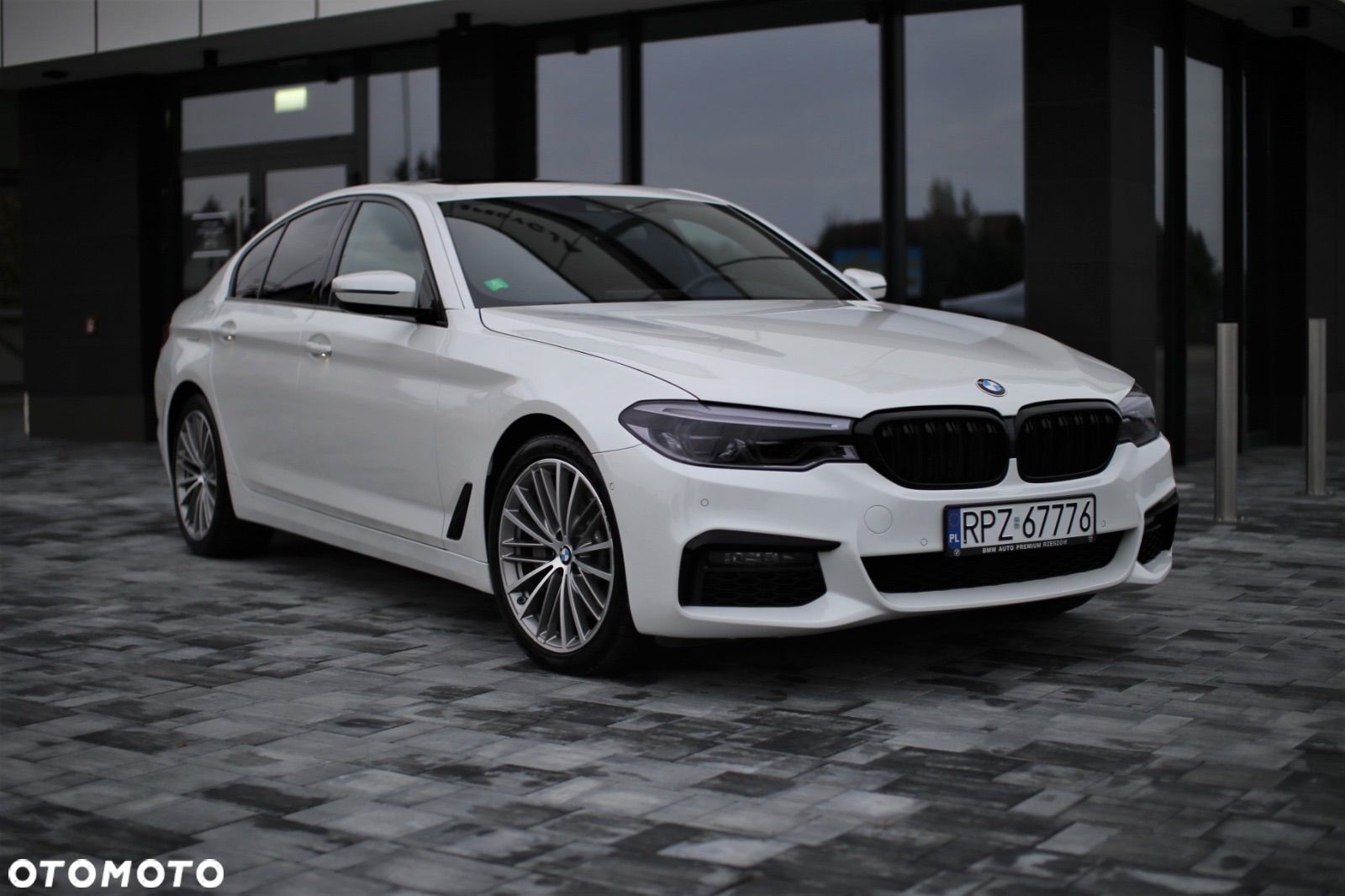 BMW Seria 5 530i GPF Luxury Line sport - 1