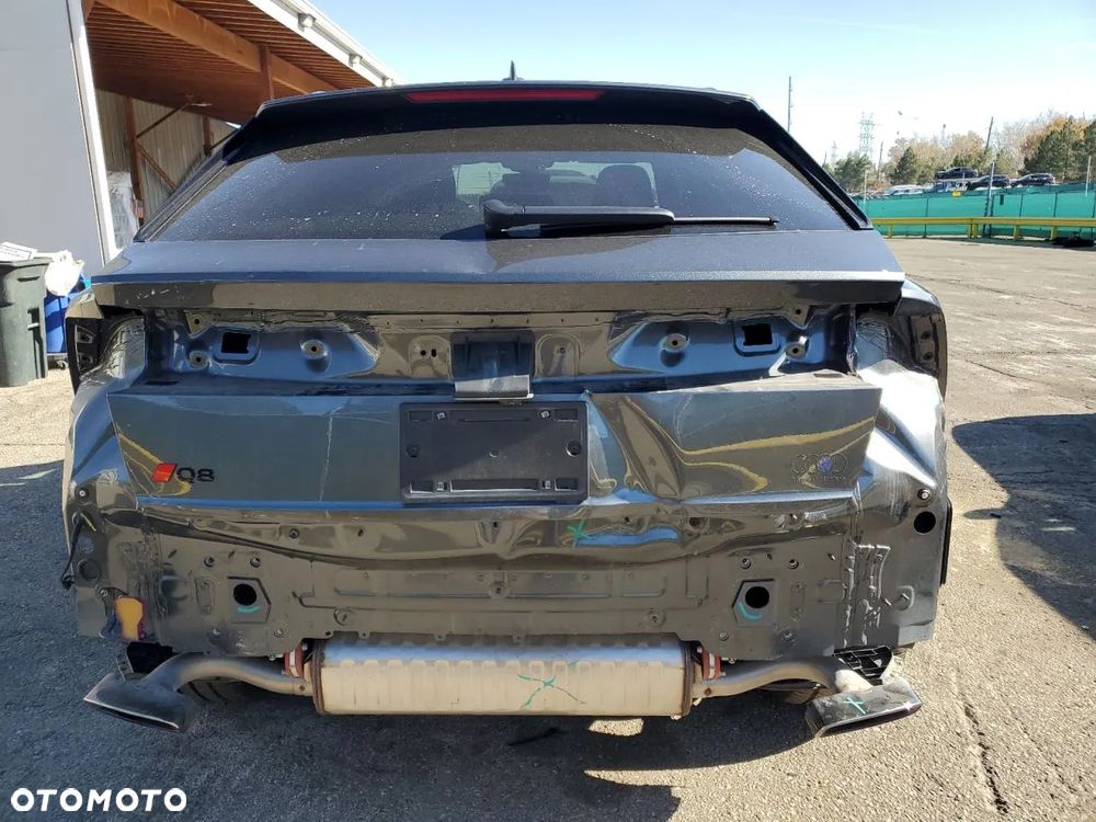 Audi Q8 - 6