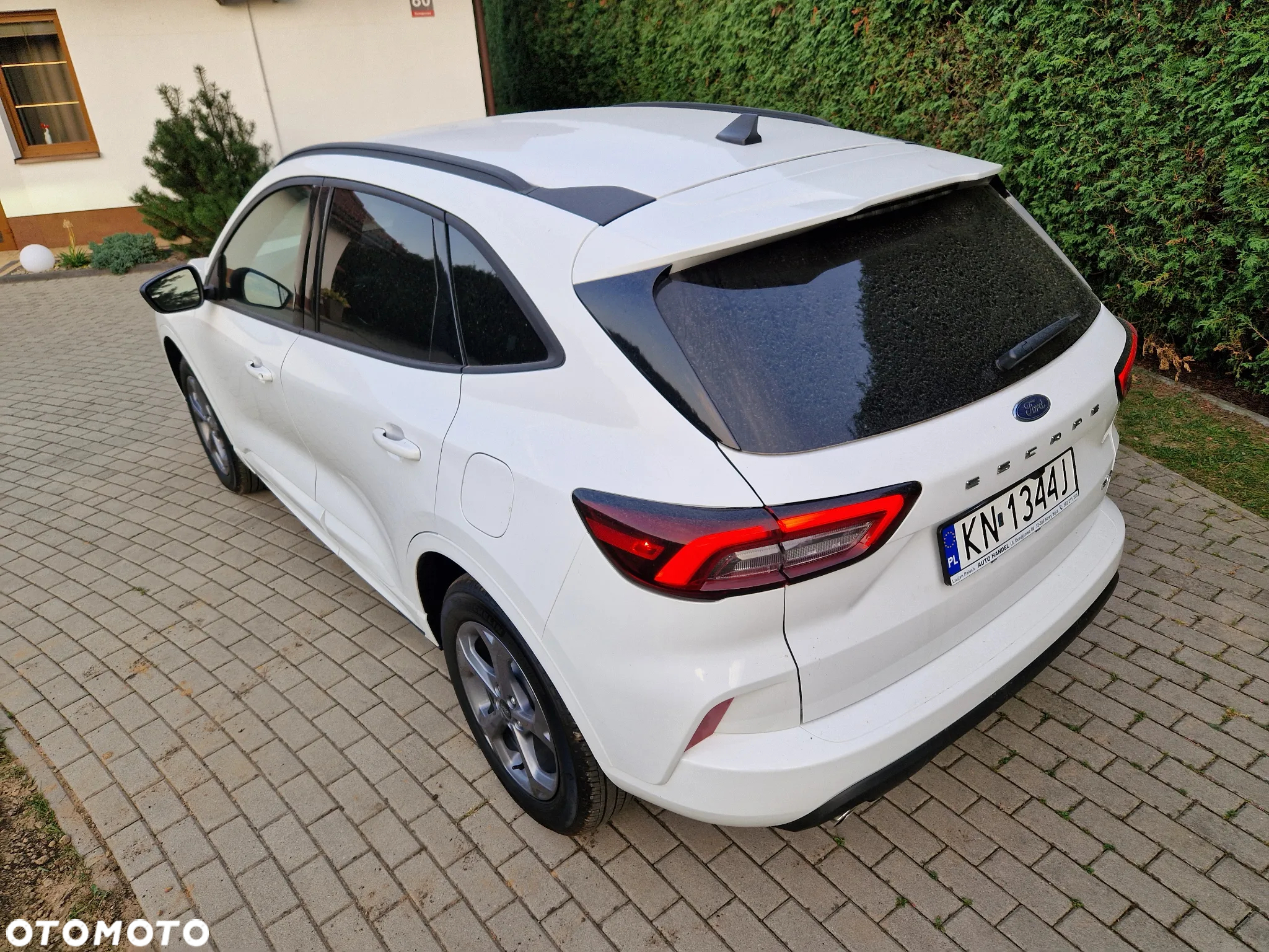 Ford Kuga - 12