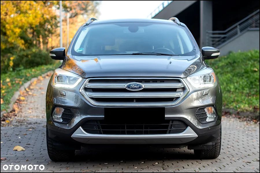 Ford Kuga - 2