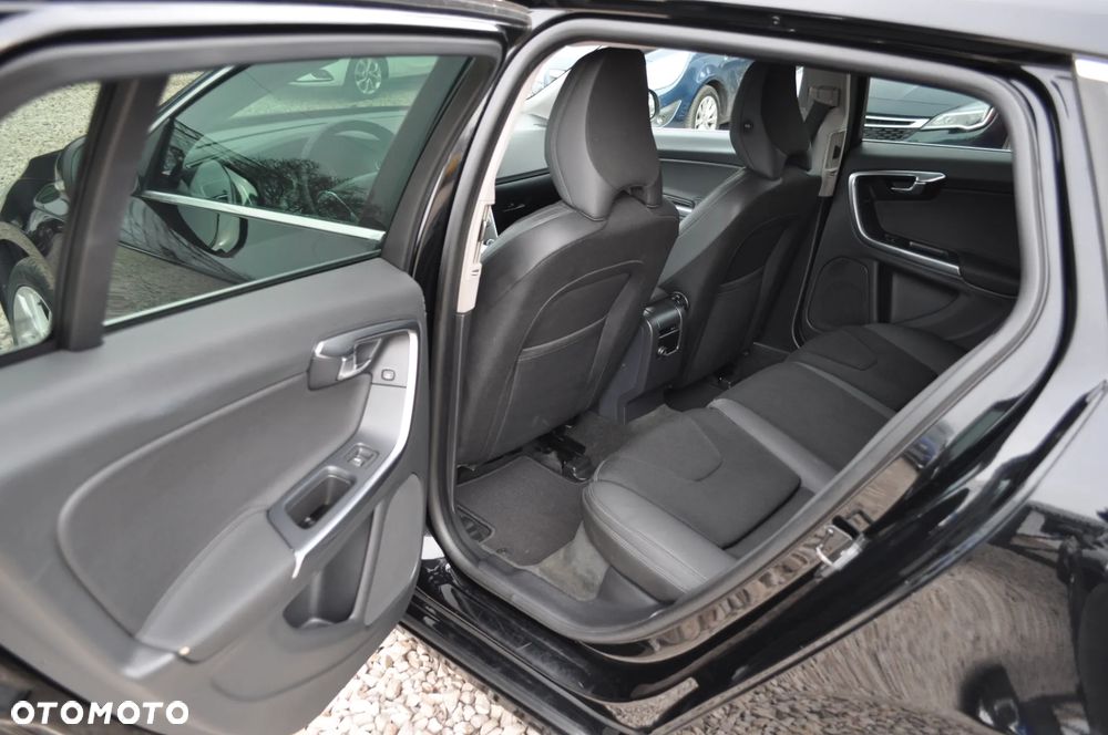 Volvo V60 - 18