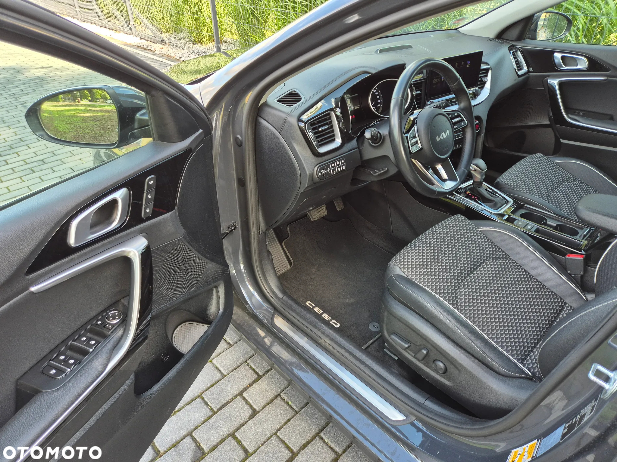 Kia Ceed - 9