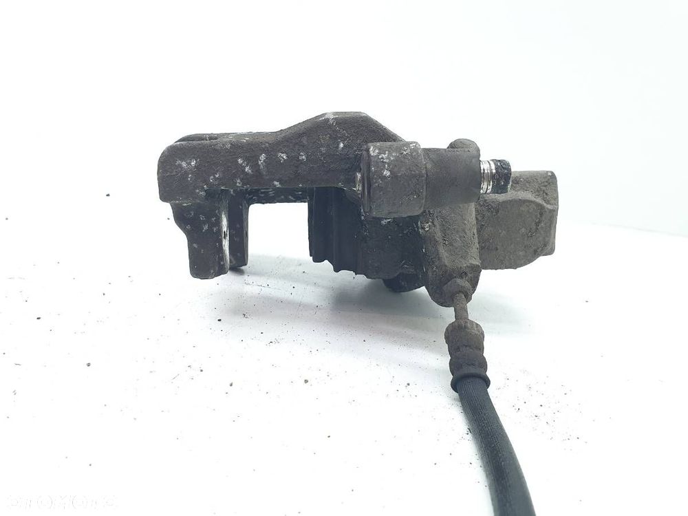 ZACISK HAMULCOWY TYŁ TYLNY PRAWY PEUGEOT 308 I 1.6 HDI - 4