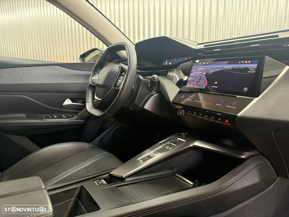 Peugeot 308 1.6 Hybrid Allure Pack e-EAT8 - 19