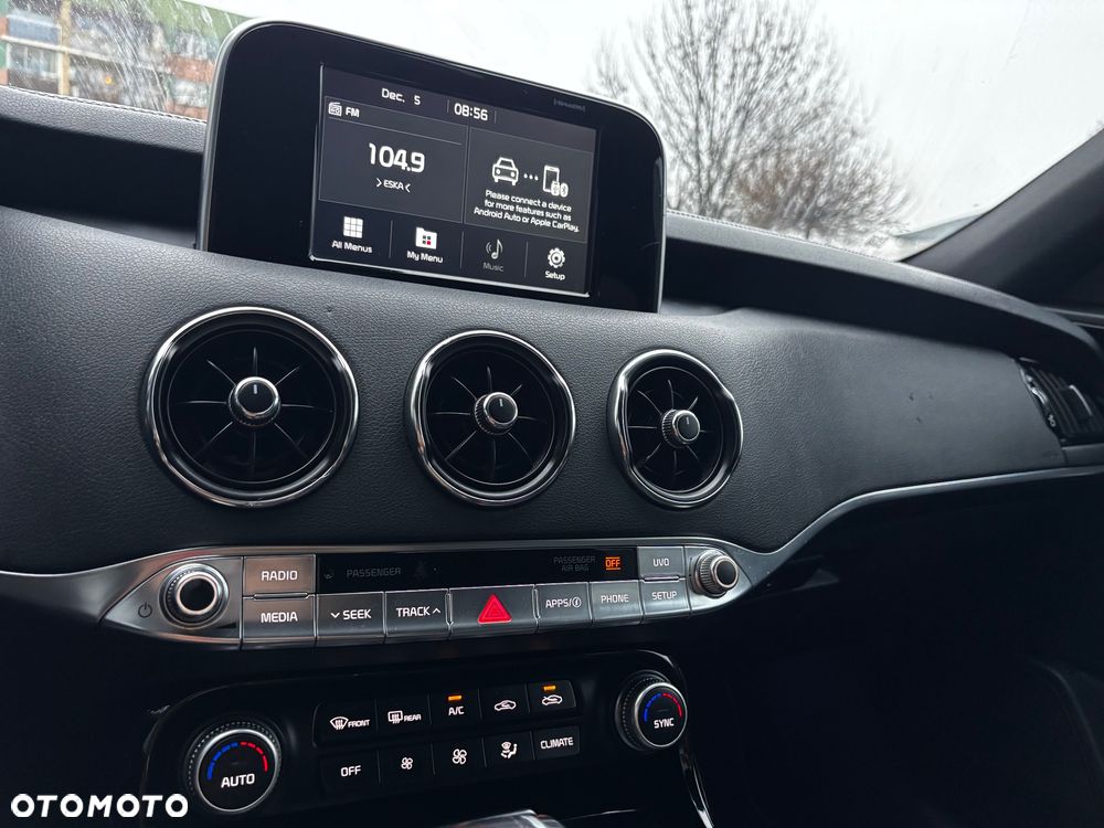 Kia Stinger 2.0 T-GDI GT Line - 12