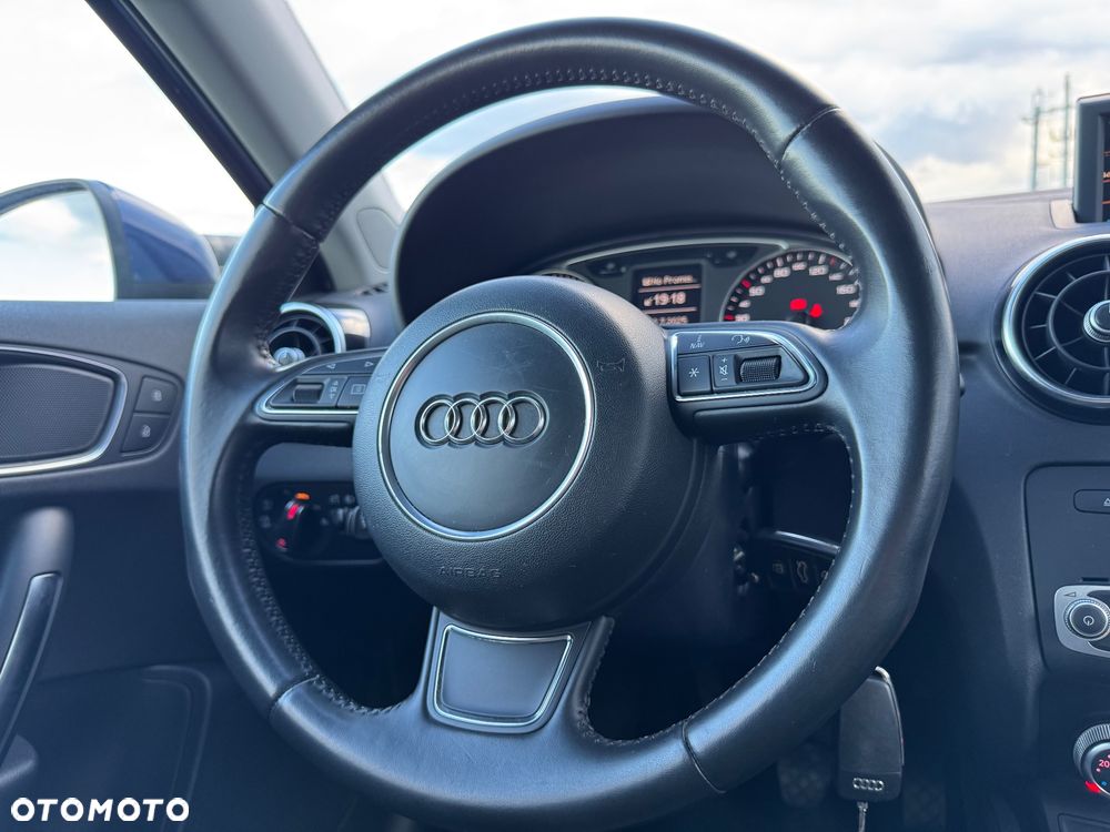 Audi A1 1.2 TFSI Ambition - 6