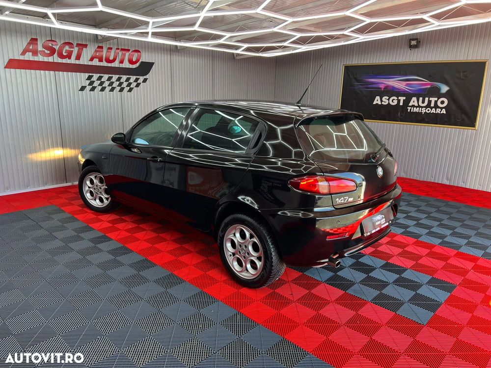 Alfa Romeo 147 - 5