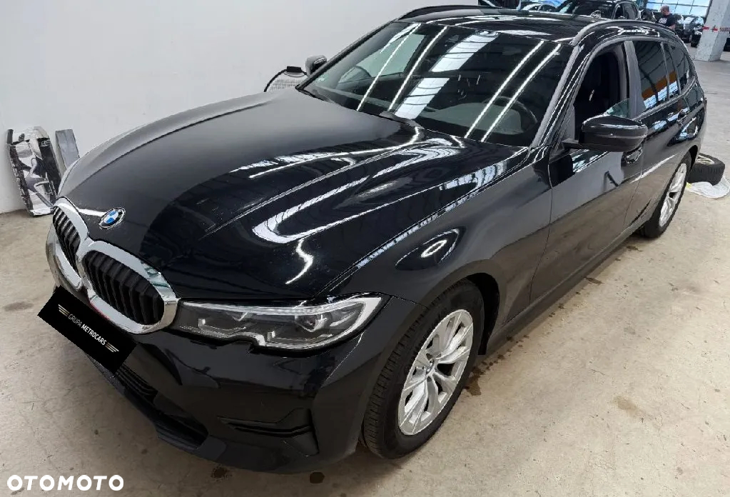 BMW Seria 3 320i Advantage - 3