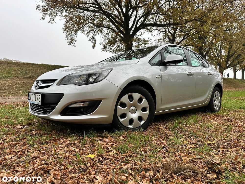 Opel Astra - 2