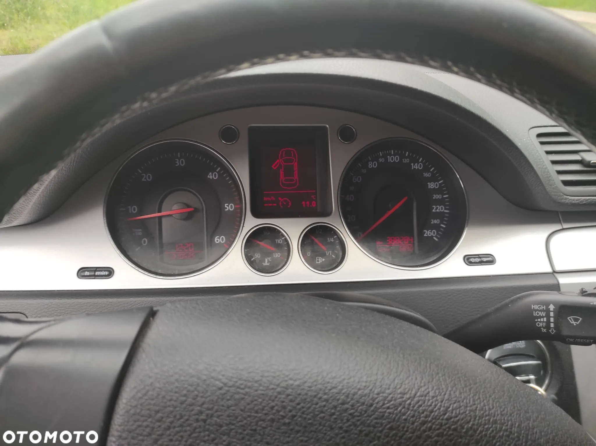 Volkswagen Passat 2.0 TDI Comfortline - 18