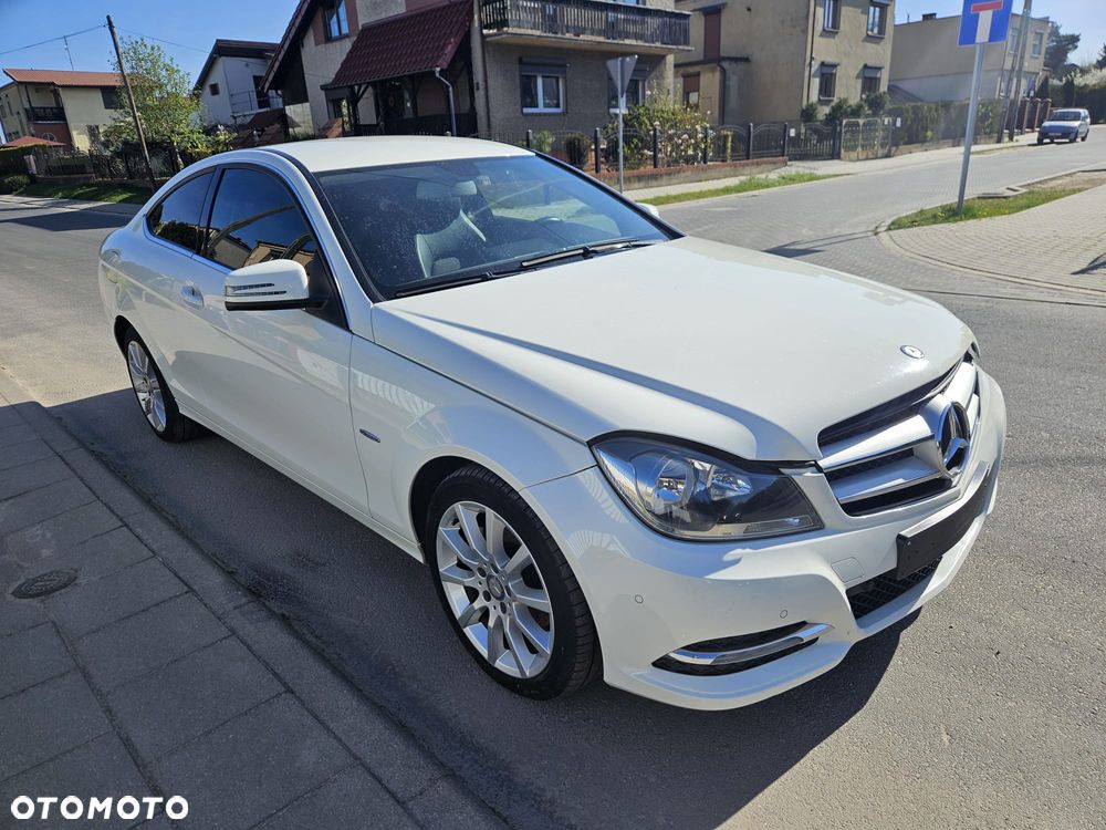 Mercedes-Benz Klasa C 220 CDI Edition - 1