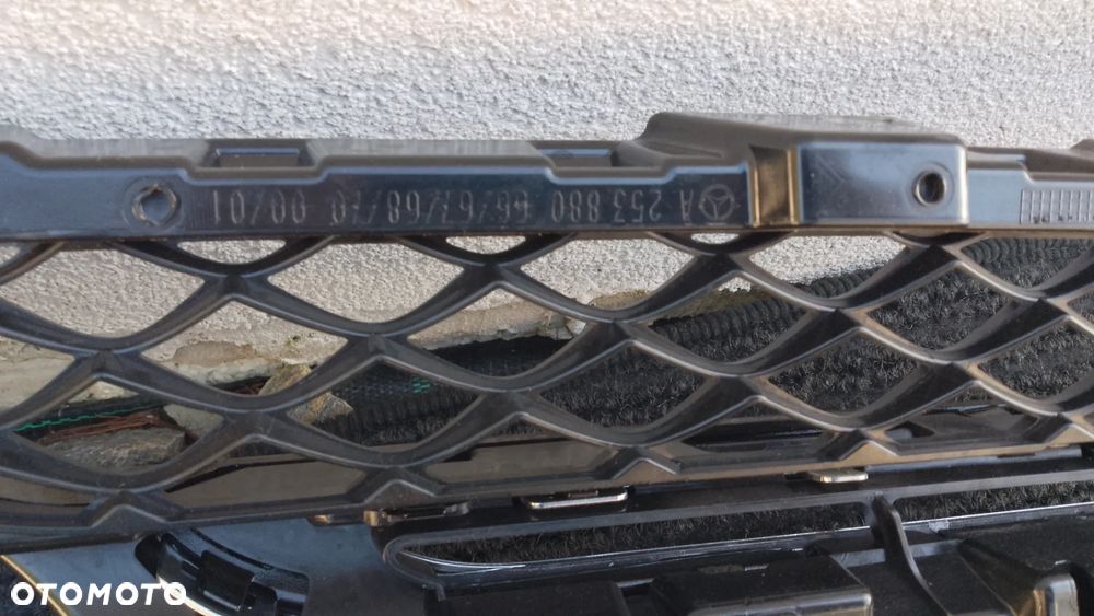 Mercedes GLC A253 Grill ATRAPA CHŁODNICY A25388066 IGŁA - 5