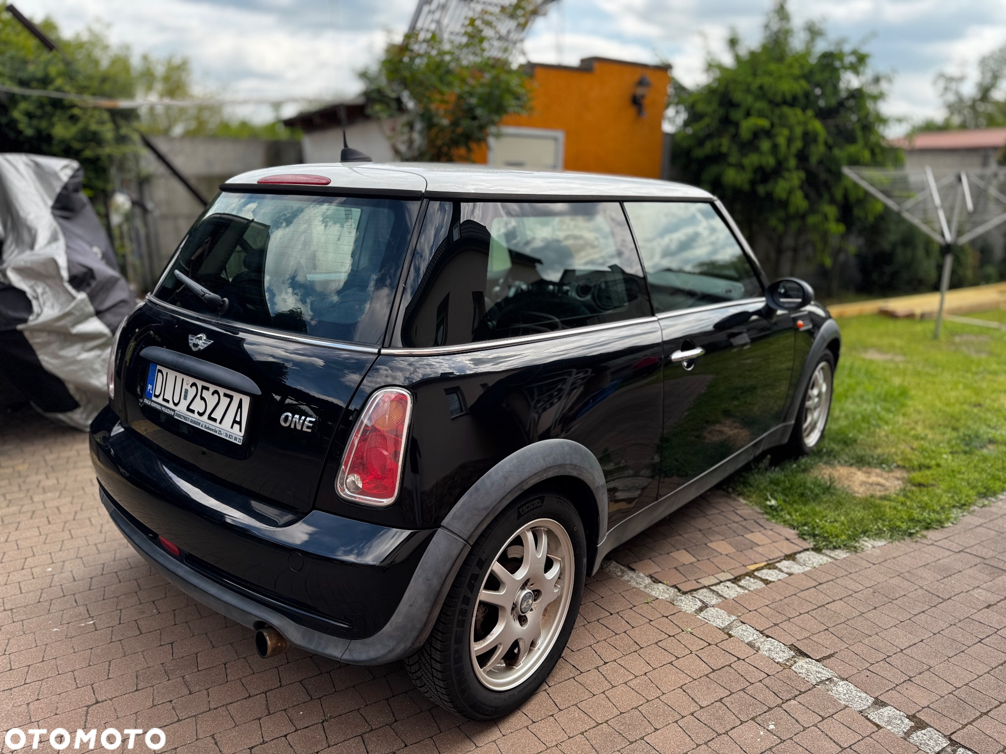 MINI ONE Standard - 6