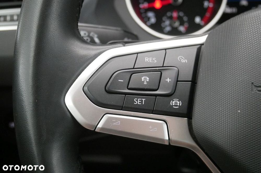 Volkswagen Tiguan 1.5 TSI EVO Life DSG - 24