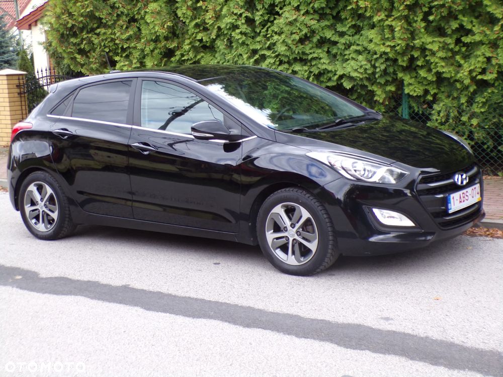 Hyundai i30 1.6 CRDi BlueDrive Comfort - 11