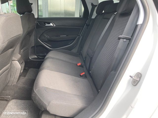 Peugeot 308 SW 1.5 BlueHDi Style - 31