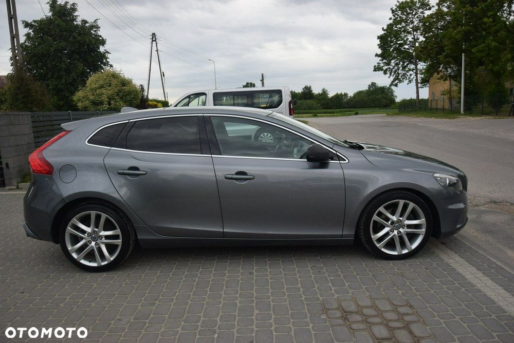 Volvo V40 D4 RDesign - 19