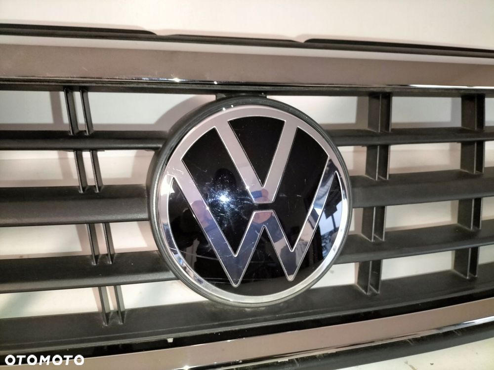 atrapa kratka grill vw polo vi lift 20- sedan - 6