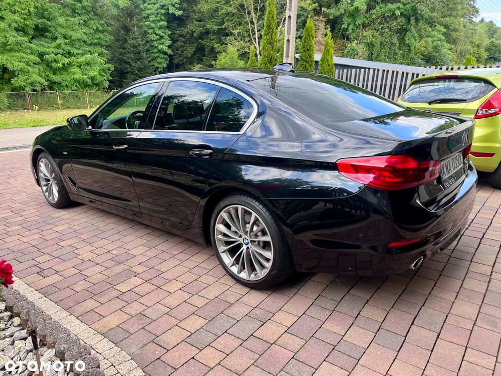 BMW Seria 5 520d xDrive Luxury Line - 10
