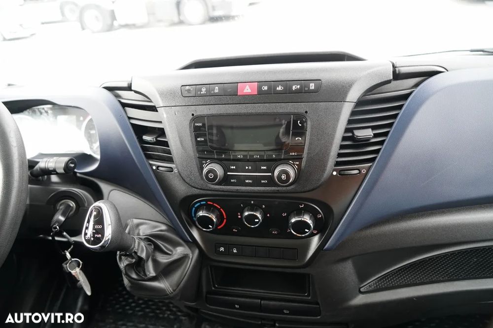 Iveco DAILY 35-140 / CONTAINER / AUTOMAT HI-MATIC / TWIN / 2020 / IMPORTAT - 27