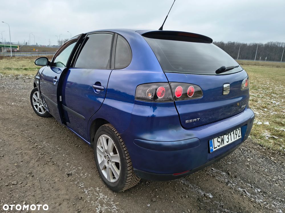 Seat Ibiza 1.4 16V Signo - 4
