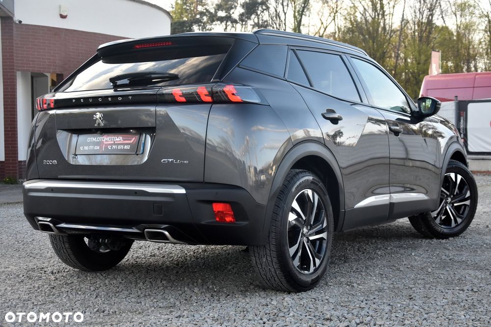 Peugeot 2008 PureTech 130 EAT8 GT - 13