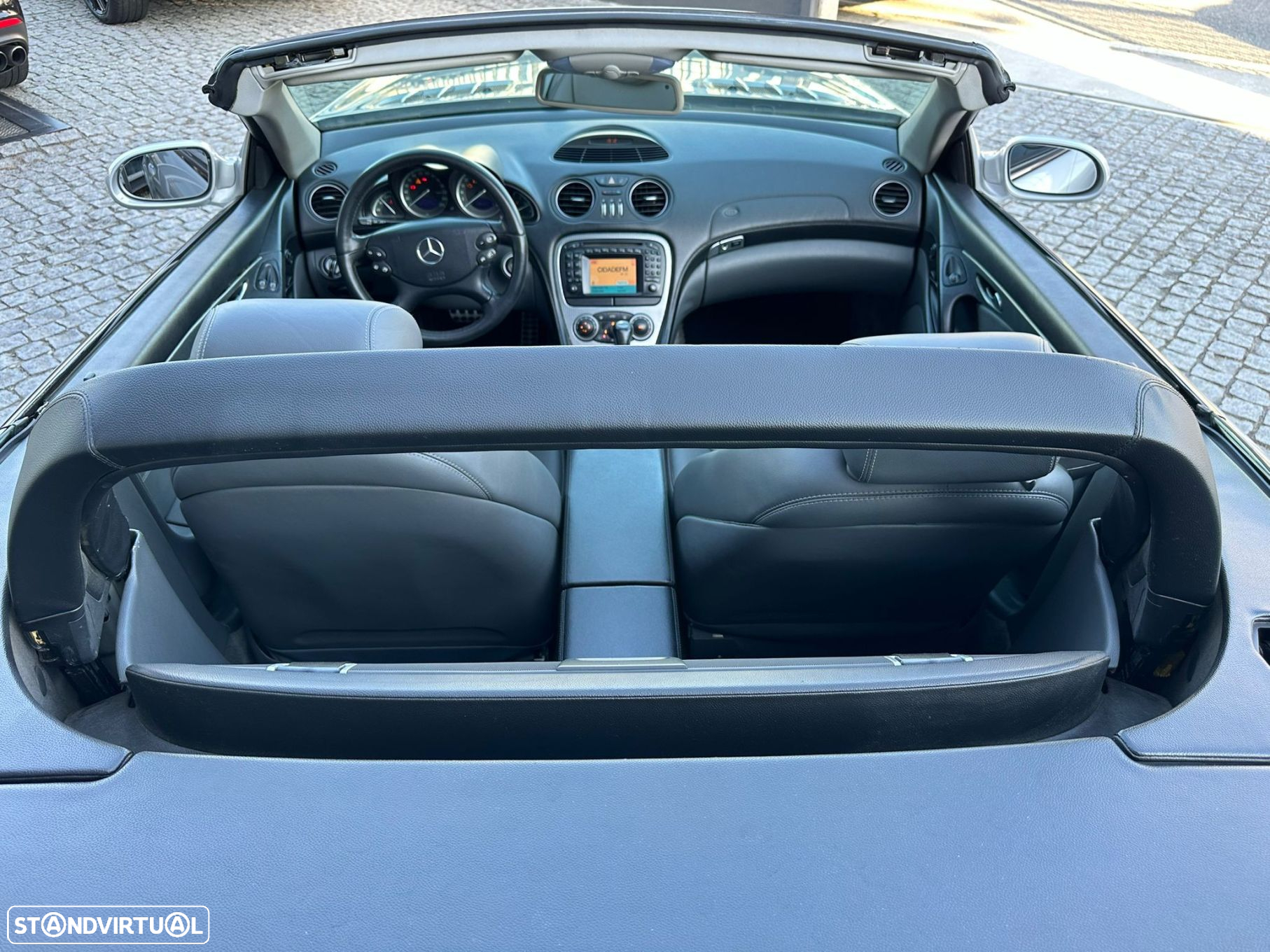 Mercedes-Benz SL 350 - 13