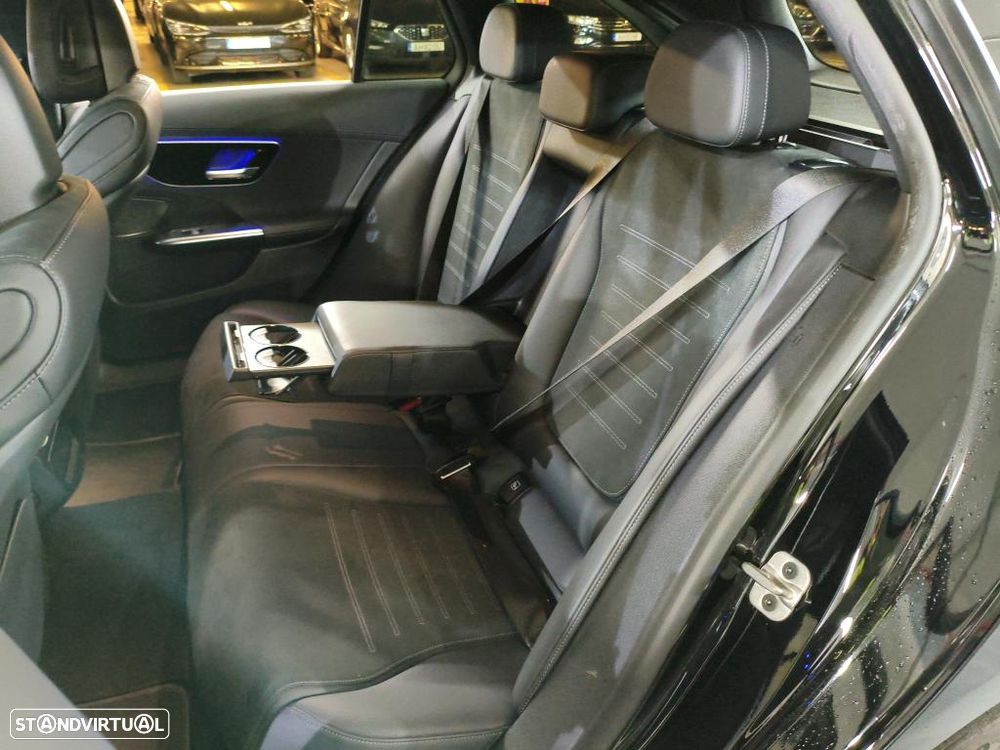 Mercedes-Benz C 300 de AMG Line - 9