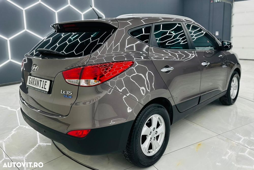 Hyundai ix35 1.7 CRDI 2WD blue Finale Gold - 3