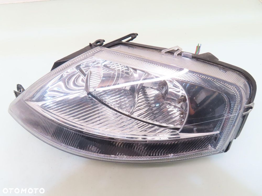 LAMPA LEWA PRZEDNIA CITROEN C3 I - 6