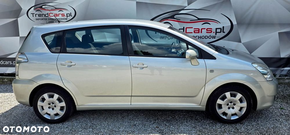 Toyota Corolla Verso 1.8 Luna - 4