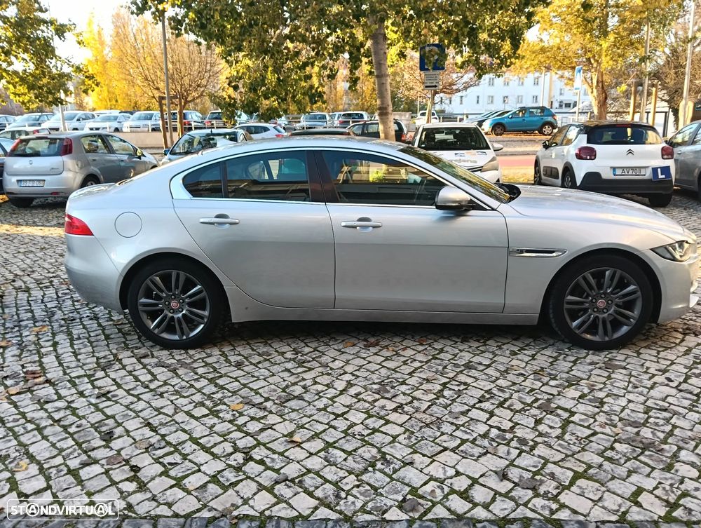 Jaguar XE 2.0 D R-Sport Aut. - 12