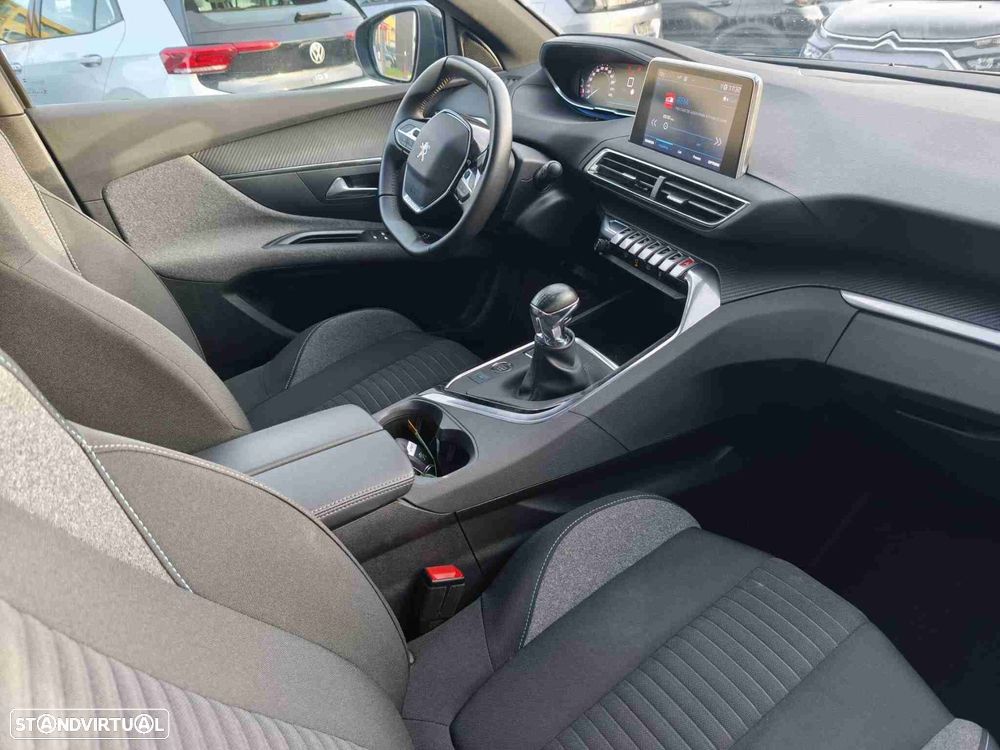 Peugeot 3008 1.2 PureTech Active Pack - 9