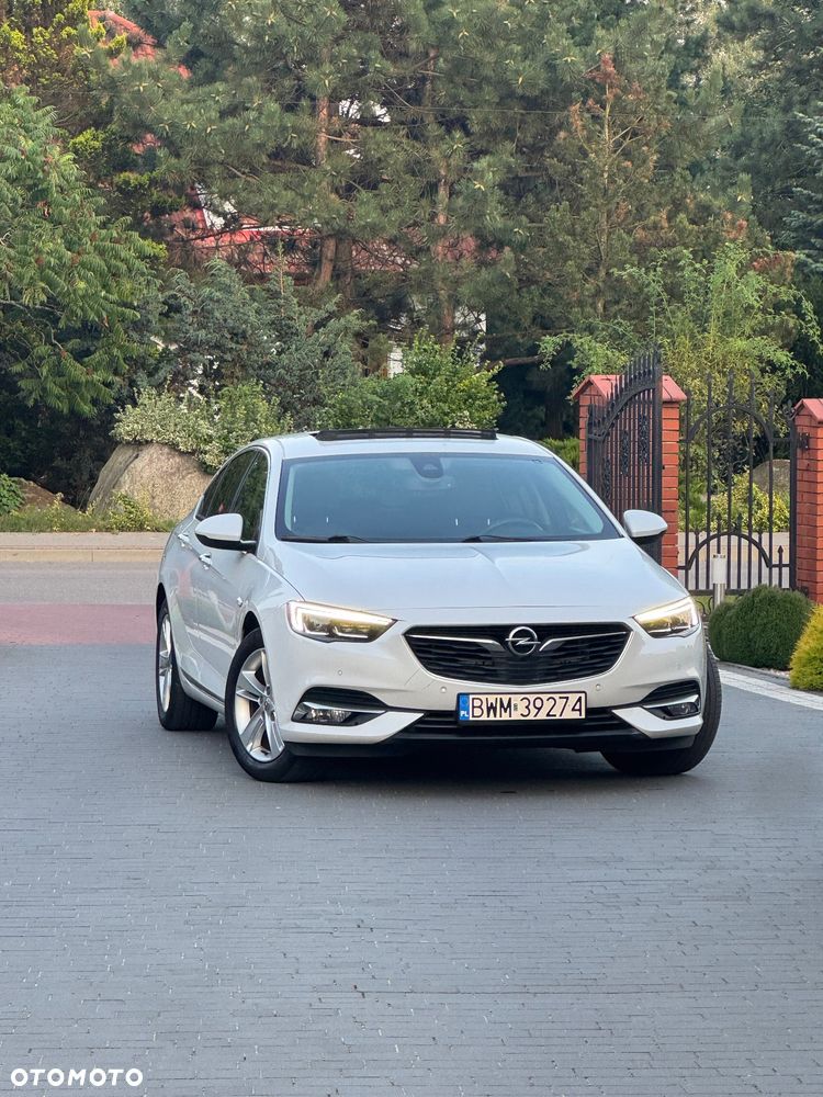 Opel Insignia 1.5 T Exclusive S&S - 16