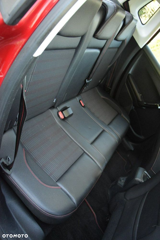 Peugeot 2008 1.2 Pure Tech Allure S&S - 22