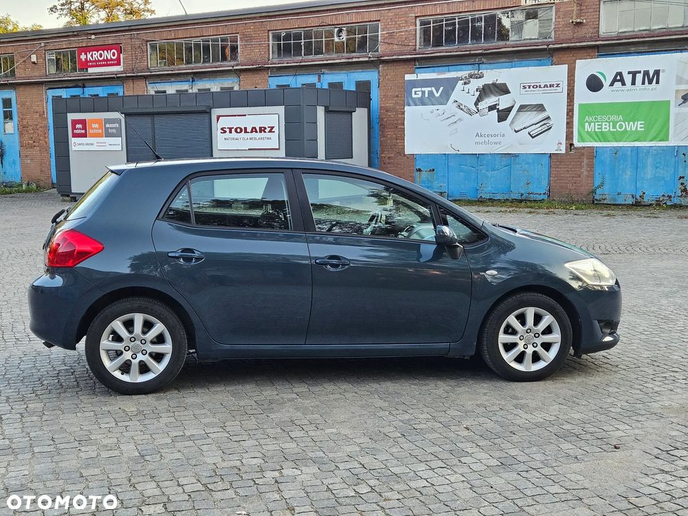Toyota Auris 1.4 D-4D Life+ - 12