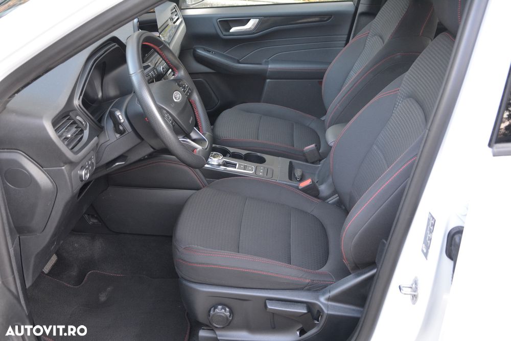 Ford Kuga 2.5 Duratec FHEV ST-LINE - 11