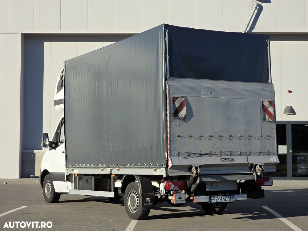 Mercedes-Benz Sprinter - 11