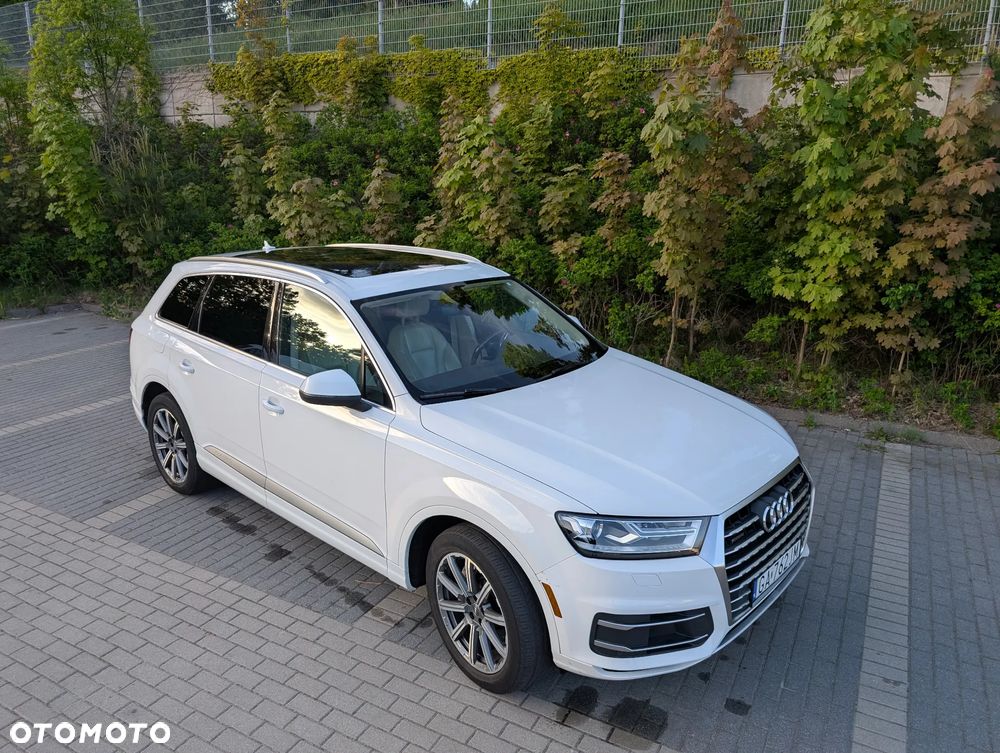 Audi Q7 - 8