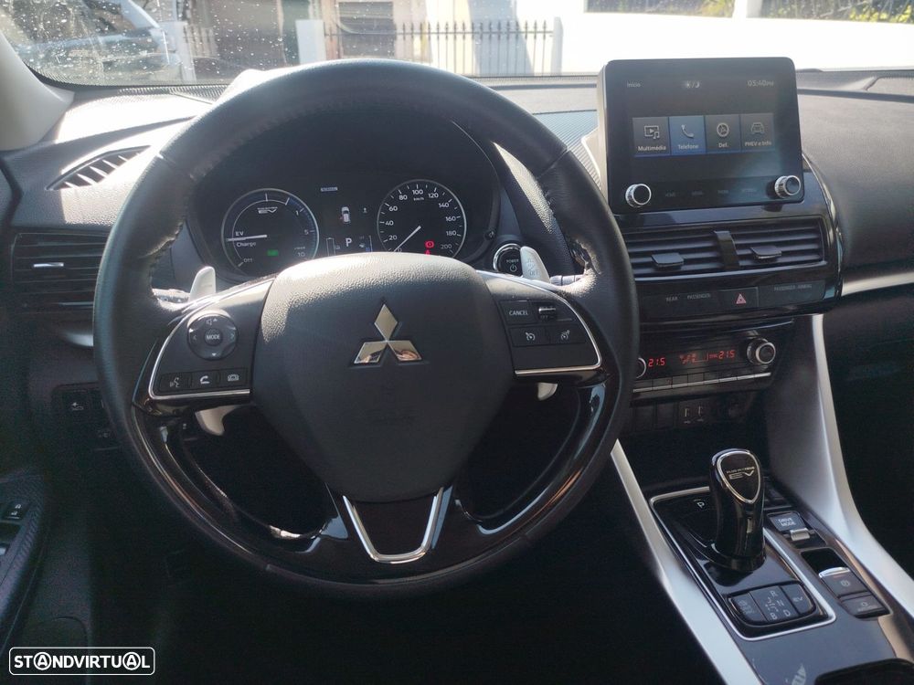 Mitsubishi Eclipse Cross - 11