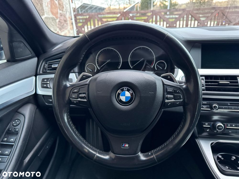 BMW Seria 5 535d xDrive Sport-Aut - 14