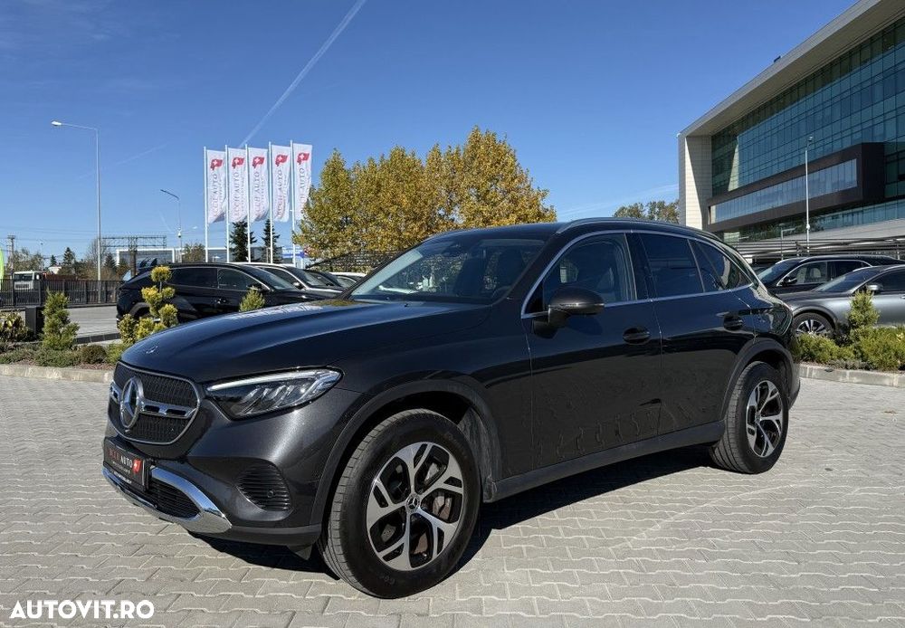 Mercedes-Benz GLC 300 e 4MATIC - 8