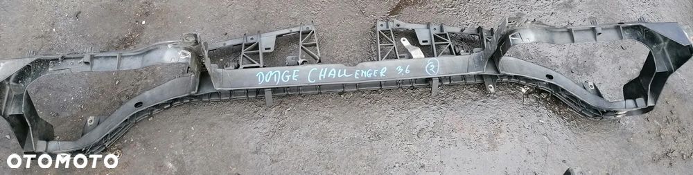 DODGE CHALLENGER 13r OKULAR PAS PRZEDNI WZMOCNIENIE - 1