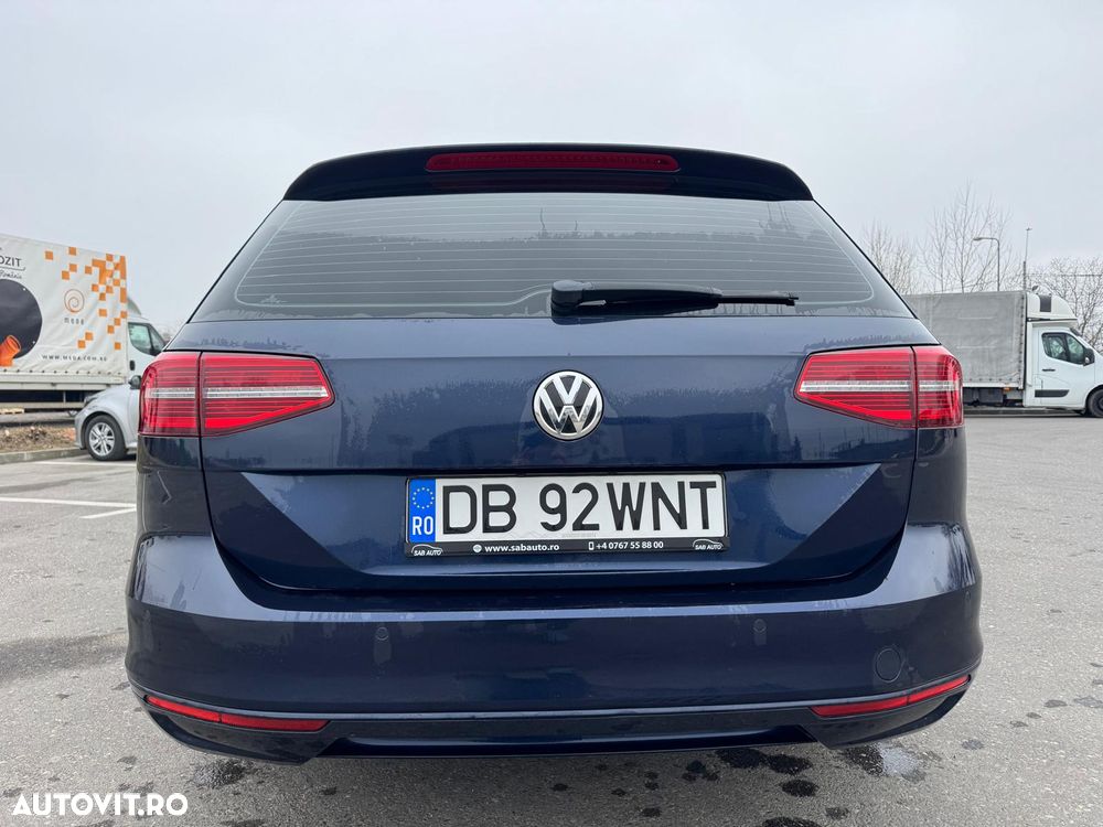 Volkswagen Passat 1.6 TDI Comfortline - 7