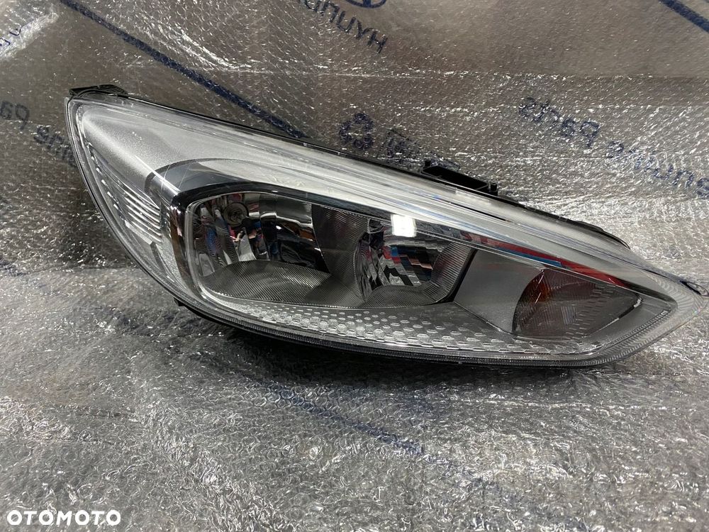 LAMPA PRAWA FORD FOCUS MK3 LIFT F1EB-13W029-AE EU - 2