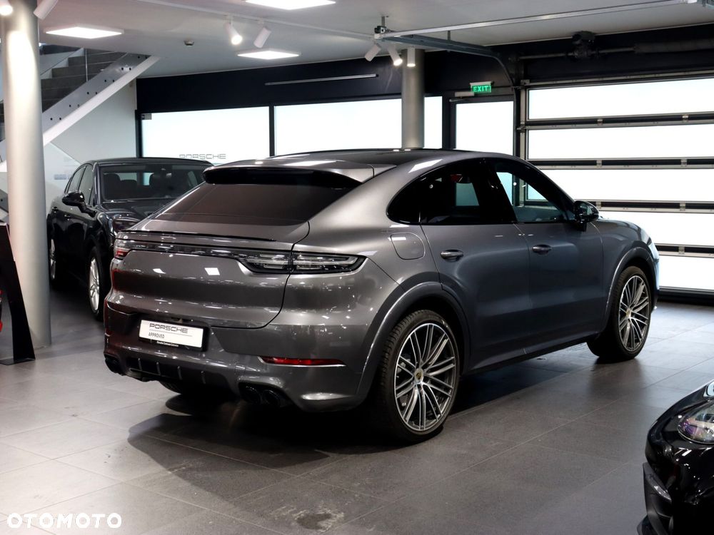 Porsche Cayenne Standard - 32